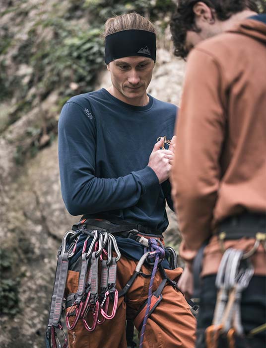 climbing-sports-clothing-streetwear-fashion-man-overview-summer-25-tirol-chillaz