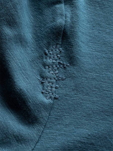 102637-5